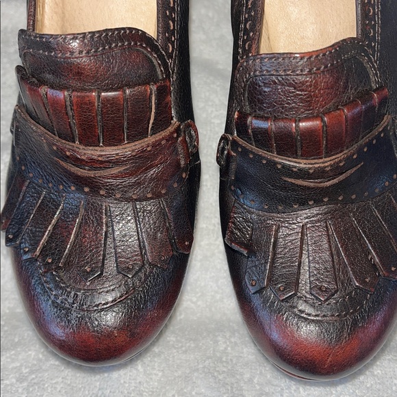 FRYE Naiya Kiltie Moc High Heeled Pumps 7M FLAWED - Picture 8 of 9